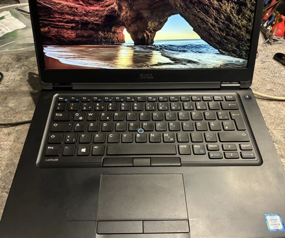 Dell Latitude 5480 · i5-6300 · 8GB · 256GB, Foto 2 von 5
