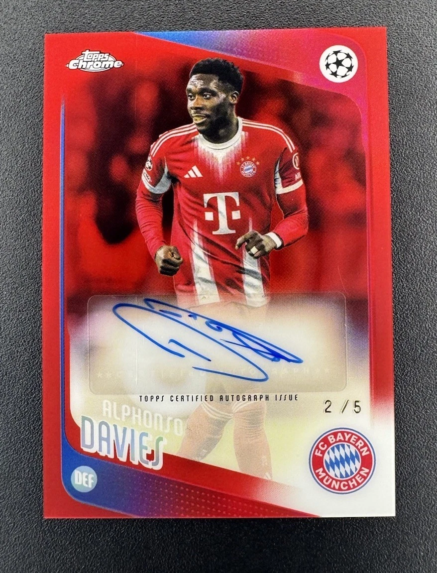 Soccer Bayern Munich Autographed Sports Trading Cards