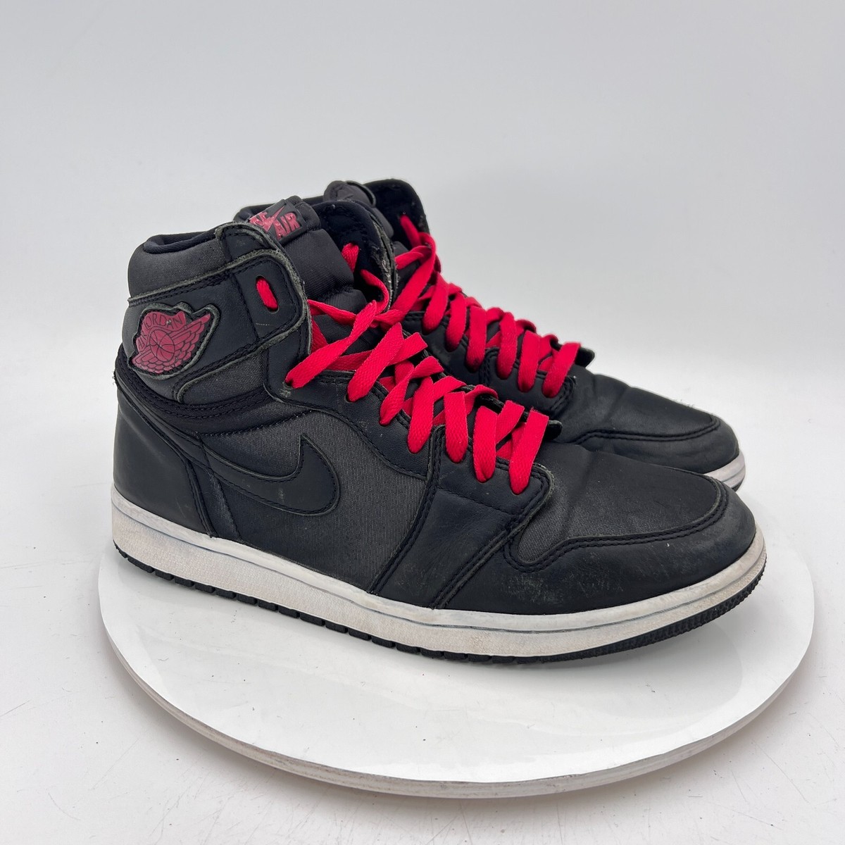 Nike Air Jordan 1 Retro High Men Size 9.5 555088-060 Black Nike Air Jordan 1 Retro High Men Size 9.5 555088-060 Black