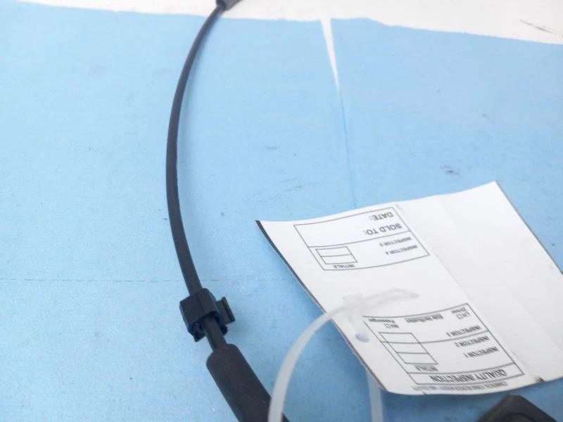 PESTILLO CARPETA ASIENTO TRASERO SE ADAPTA A VOLKSWAGEN PASSAT 2014 Foto 3 de 4