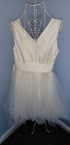 Marks And Spencer Ivory Bridesmaid Dress age 8 - Picture 2 of 4