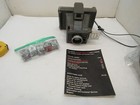 Działający Polaroid Land Camera Square Shooter, model vintage 1971-72 z paskiem lampa błyskowa