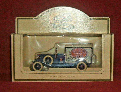 Lledo Days Gone Packard Plastic Diecast Vehicles, Parts & Accessories