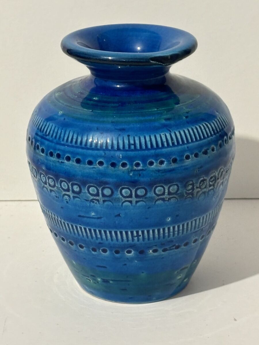 Vintage FLAVIA MONTELUPO (Bitossi) RIMINI BLUE pottery Vase Vintage FLAVIA MONTELUPO (Bitossi) RIMINI BLUE pottery Vase