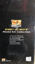Maisto: Die Cast Model Car Collection: 1/24 - 1/31