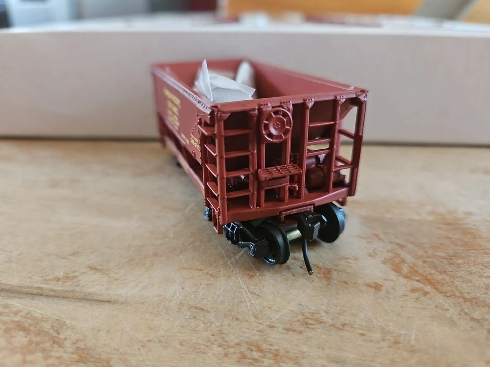 HO UNION PACIFIC Mining Ore Car 12-Pack Set Walthers 932-4451 UP NEW IN BOX - Image 4 of 4