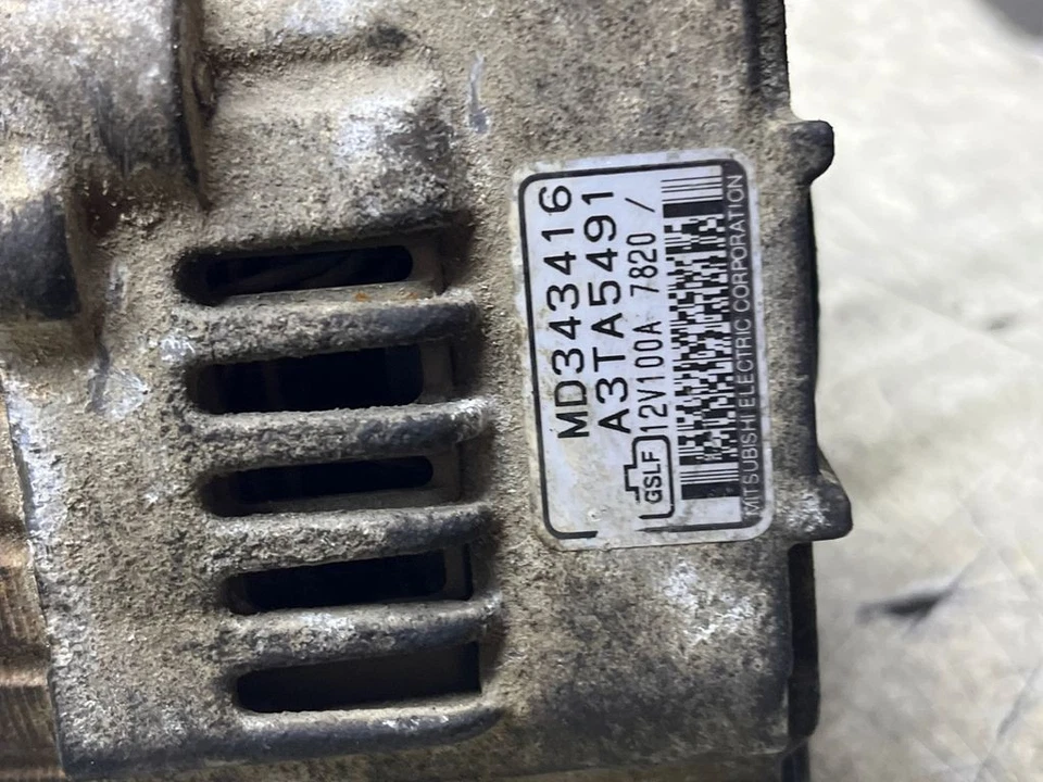 Mitsubishi Carisma 1997 Alternator MD343416 Diesel 66kW RKR33031 - Image 2 of 2