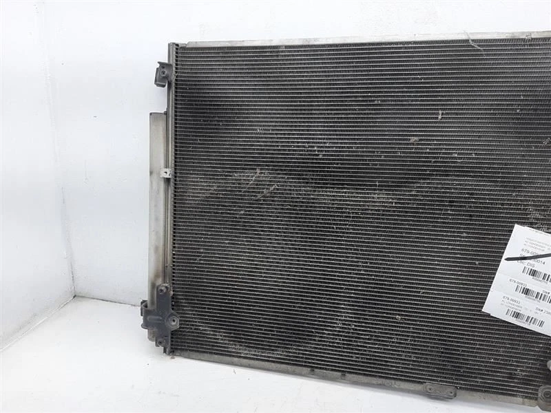 AC Condenser Without Extra Cooling 05-11 Cadillac STS 88957420 - Image 2 of 4