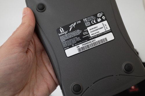 IOMEGA ZIP 250 External Drive USB for PC/MAC – Z250USBPCMBP - Afbeelding 12 van 14