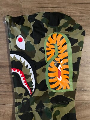 Bape shark 1st camo mask 4枚 BAPE 1ST CAMO SHARK FACE MASK HOODIE – Undefeated