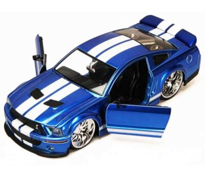 Jadaジェイダ/'67 Shelbyシェルビー GT-500KR 1/24 Shelby - Jadaジェイダ/'67 Shelbyシェルビー GT-500KR 1/24 の