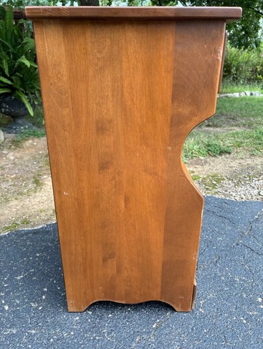 Ethan Allen Baumritter Heirloom Nutmeg Maple Nightstand #10-5046 Side Table - Picture 7 of 8