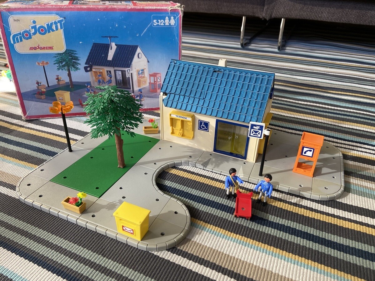Majokit La poste Majorette 7401 + beau lot divers Majokit 65