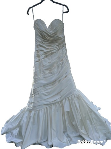 B510 Ivory Embellished Beaded Ivory Bridal Gown Wedding 
