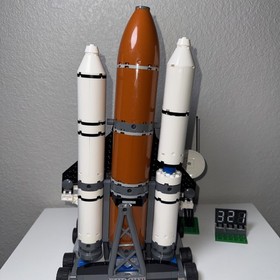 LEGOS City 60080 Spaceport - Inomplete Set, No Manuals,w/Minifigures, No box