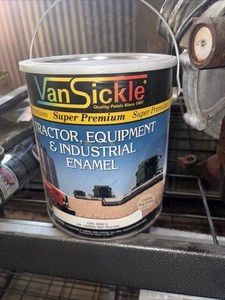 Massey Harris Straw Yellow Tractor Gallon 108373