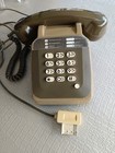 Téléphone à touches 80's beige et kaki