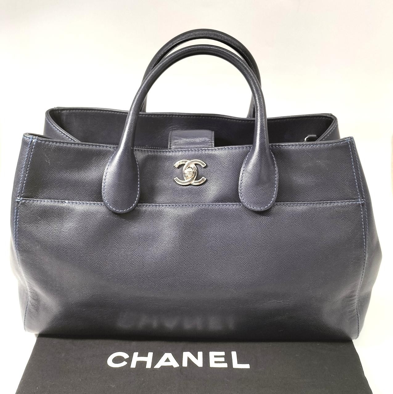 CHANEL Black Executive Tote Bag 641715 Leather Shoulder Bag  