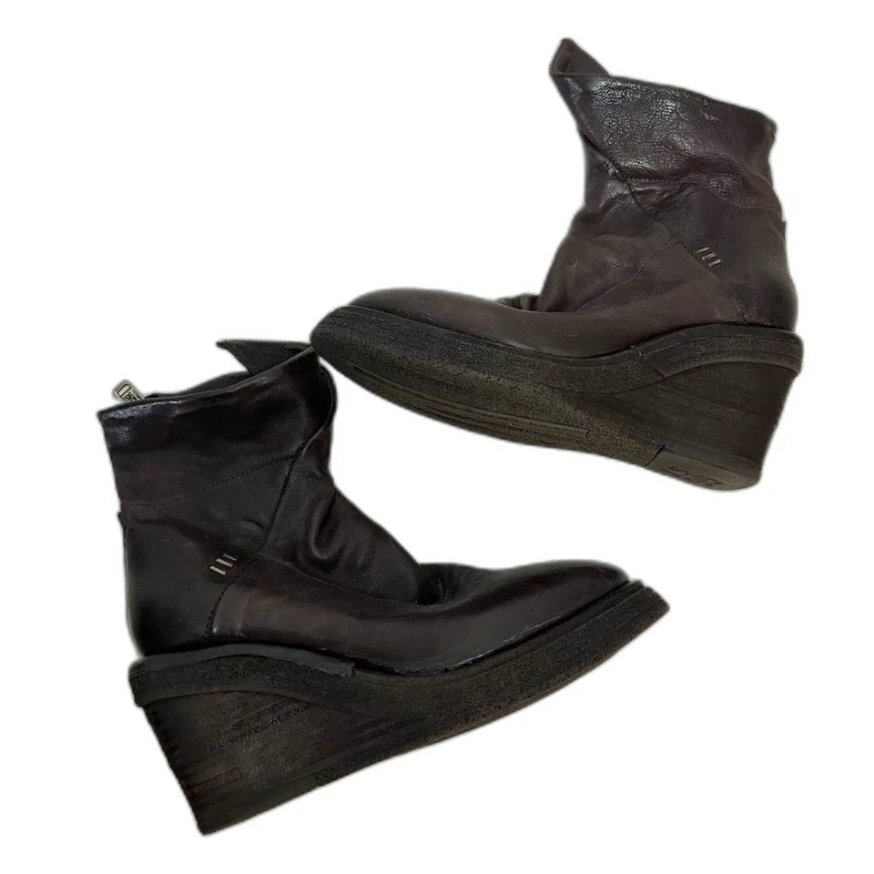 A.S.98 Women's Tremont Leather Wedge Ankle Booties Size European 38/US 7.5-8 - Image 4 of 4