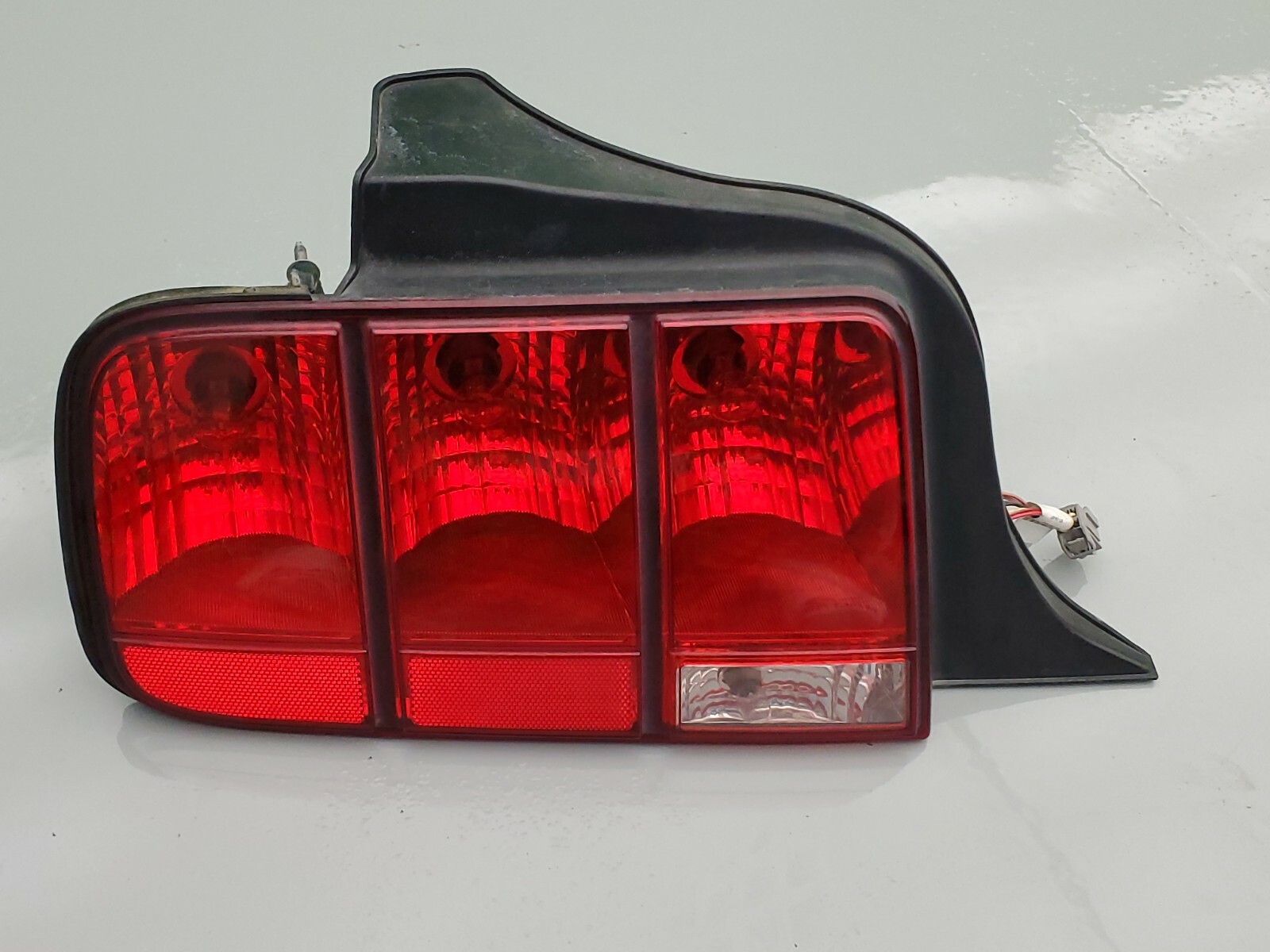 2006 Mustang Tail Lights