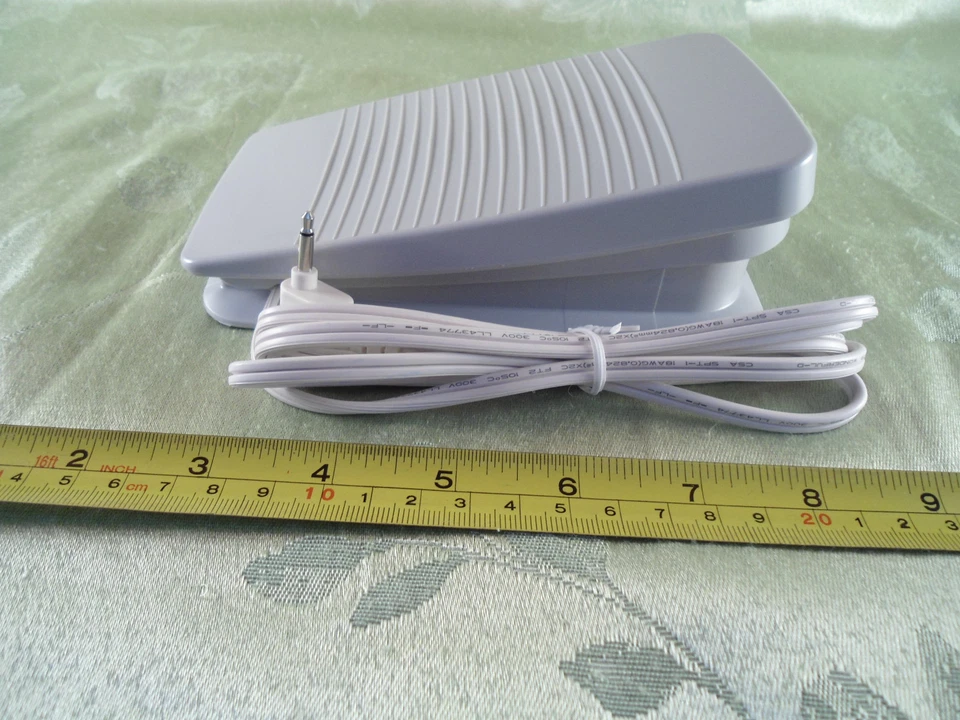 Nuevo pedal completo + cable # XC8816021 se adapta a BABYLOCK BL40A BLN Brother CS100 Foto 2 de 3