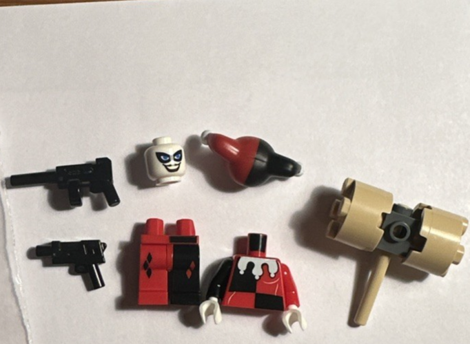 LEGO Batman: The Batcycle: Harley Quinn's Hammer Truck (7886) for