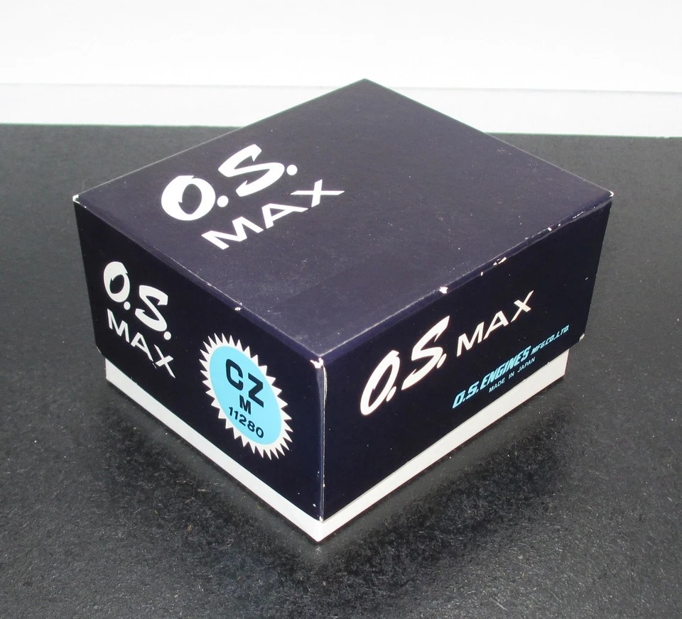 O.S. MAX-CZ-M 2.49cc water-cooled 2-stroke glow engine for R/C boat, new f/s - Image 2 of 4