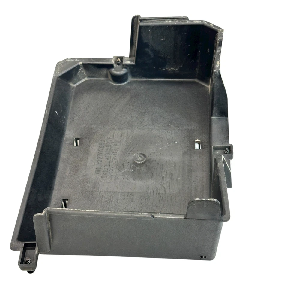 2006 Chevrolet Equinox 3.4L OEM Battery Box Tray Cover Shield  22707683  05 06 - Image 4 of 4