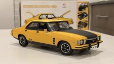 1:18 Holden HX Monaro GTS Absinth Yellow with Black Stripes