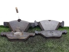 BREMSBELAGSATZ / 385362 F&Uuml;R MERCEDES-BENZ CLASE CLK W208 CABRIO 2.3 COMPRESOR