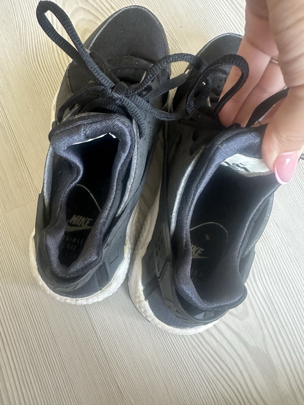 Air hurache By Nike - image 5