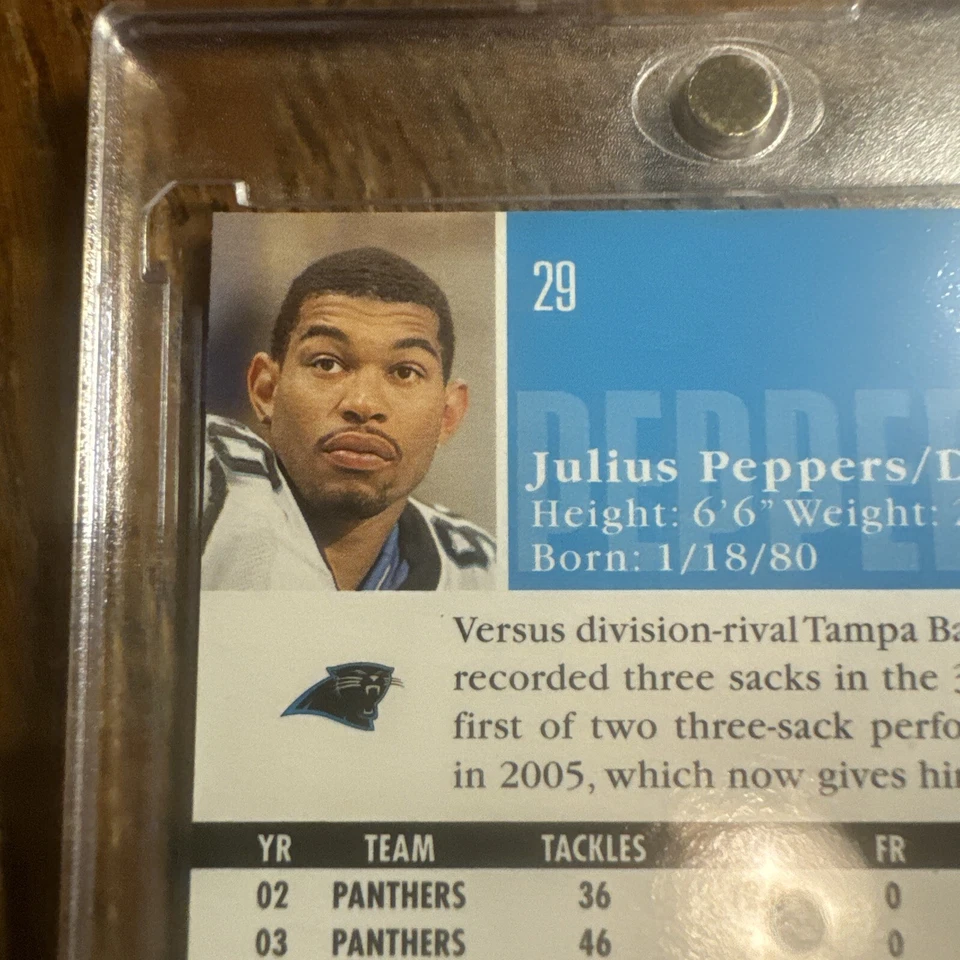 2006 Upper Deck - #29 Julius Peppers - Image 3 of 4