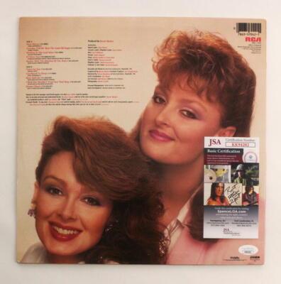 NAOMI JUDD & WYNONNA JUDD SIGNED AUTOGRAPH ALBUM VINYL RECORD