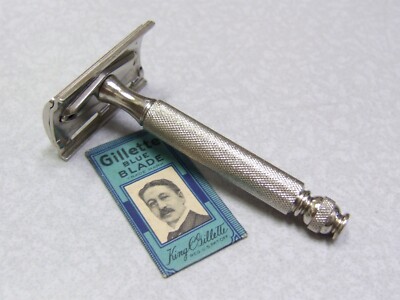 Vintage Gillette TECH DE Safety Razor w Blade C4 1957 NICE CLEAN
