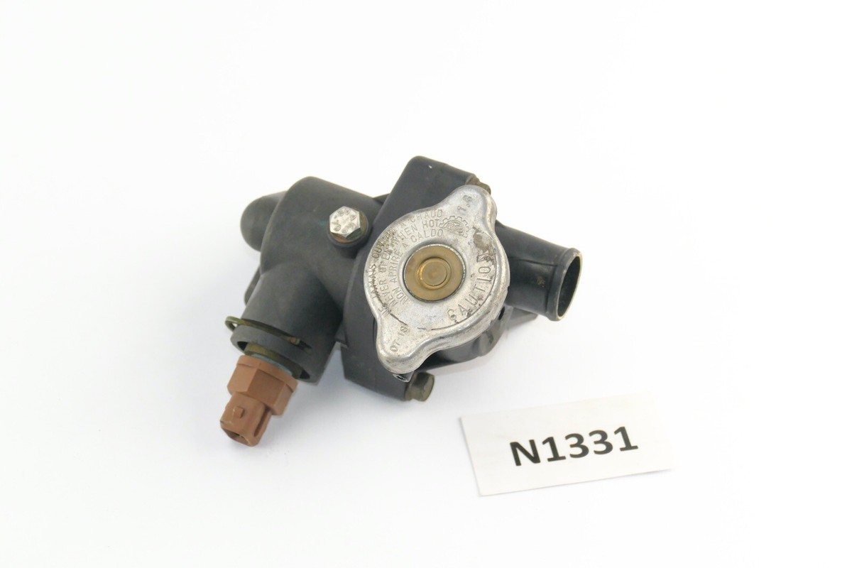 Triumph Tiger 955i 709EN 2001 - Thermostat Thermostat housing