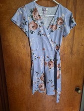 Alya woman's short-sleeved, blue/pink floral, A-line wrap dress, Size XS