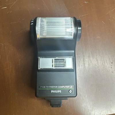 Philips P536 Thyristor CLS X PDA 110 With Sub Flash and Swivel Built In Diffuser