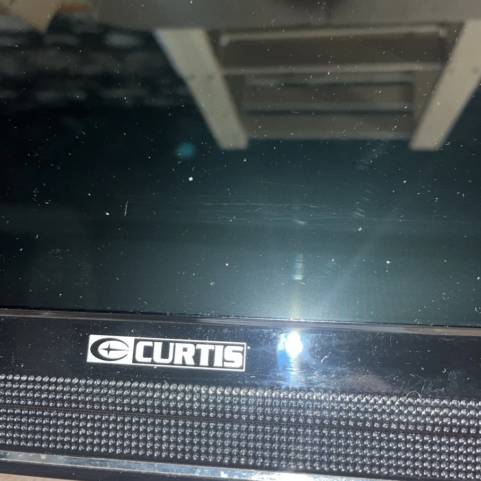 Small 12V /240V CURTIS LEDV1530UK-BLACK 15" TV/DVD for CARAVAN OR CAMPING - Image 4 of 4