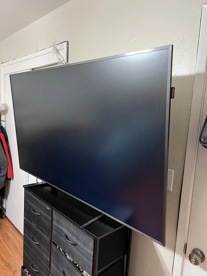 Samsung QM65H SMART Signage Edge-Lit 4K 65" Ultra HD LED Commercial Display - Image 3 of 4