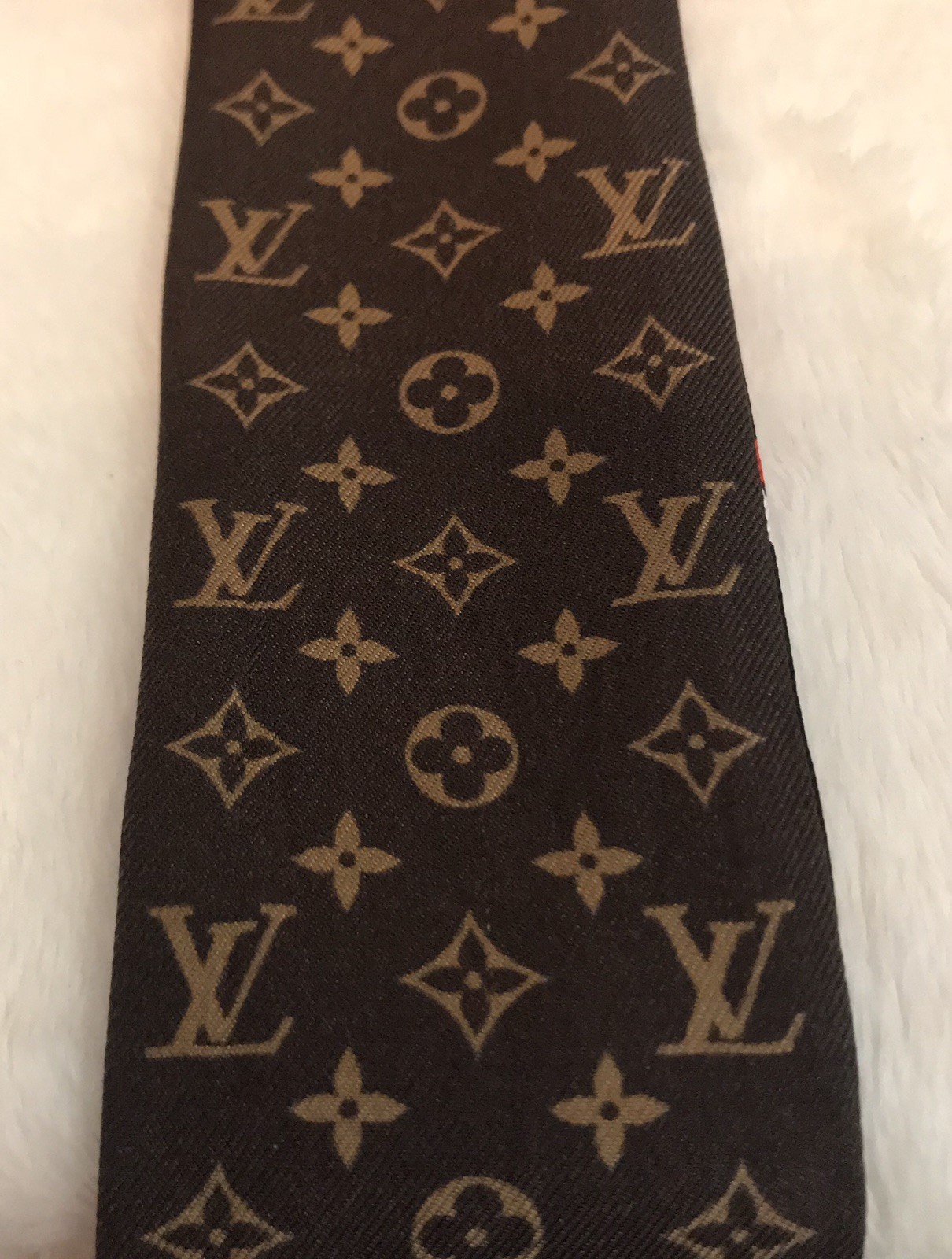 NEW LOUIS VUITTON Limited Edition KABUKI Monogram Silk Scarf Bandeau Red