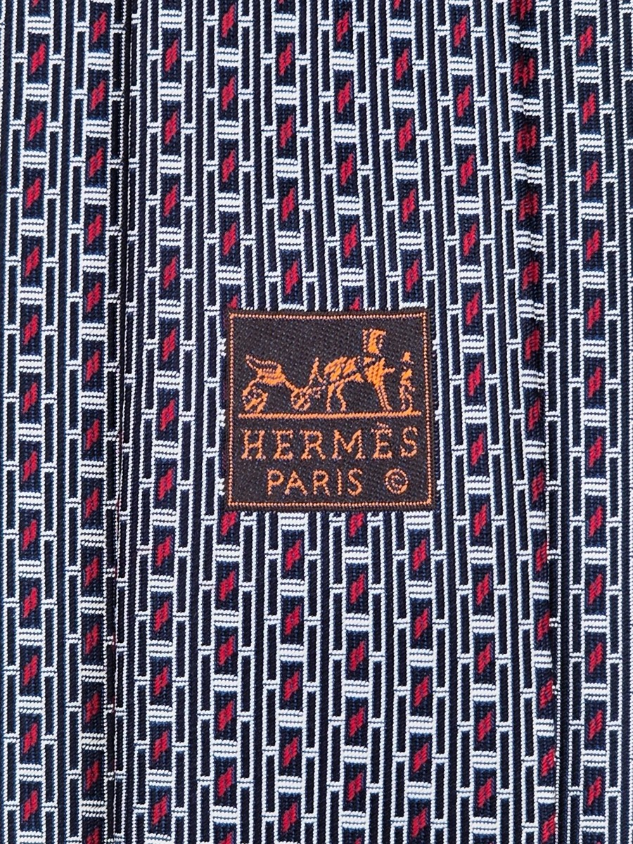 HERMES TIE 659057 T Red Figure H Striped on Dark Blue Woven Silk