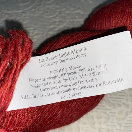 2 Skein La Brebis Light 100% Alpaca 400 Y Knitting Yarn Dogwood Berry - Picture 4 of 4