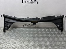GENUINE 2016 MERCEDES BENZ C-CLASS W205 RADIATOR TOP COVER INTAKE A2055000055