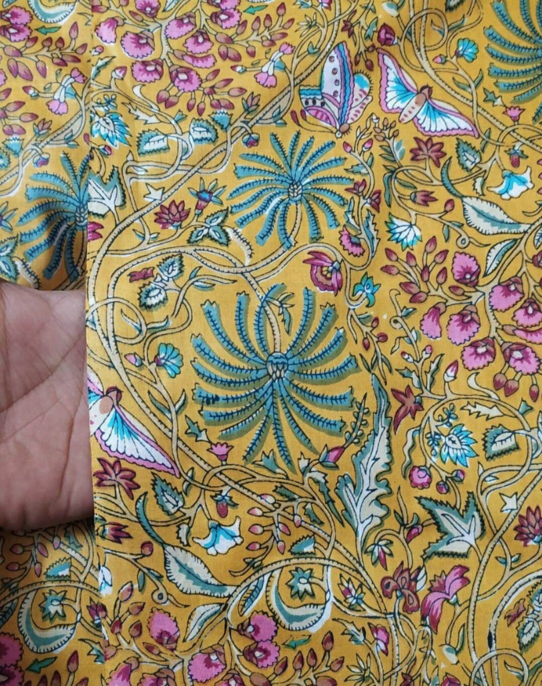 Tela de gasa de algodón hecha a mano india hecha a mano con estampado de flor...