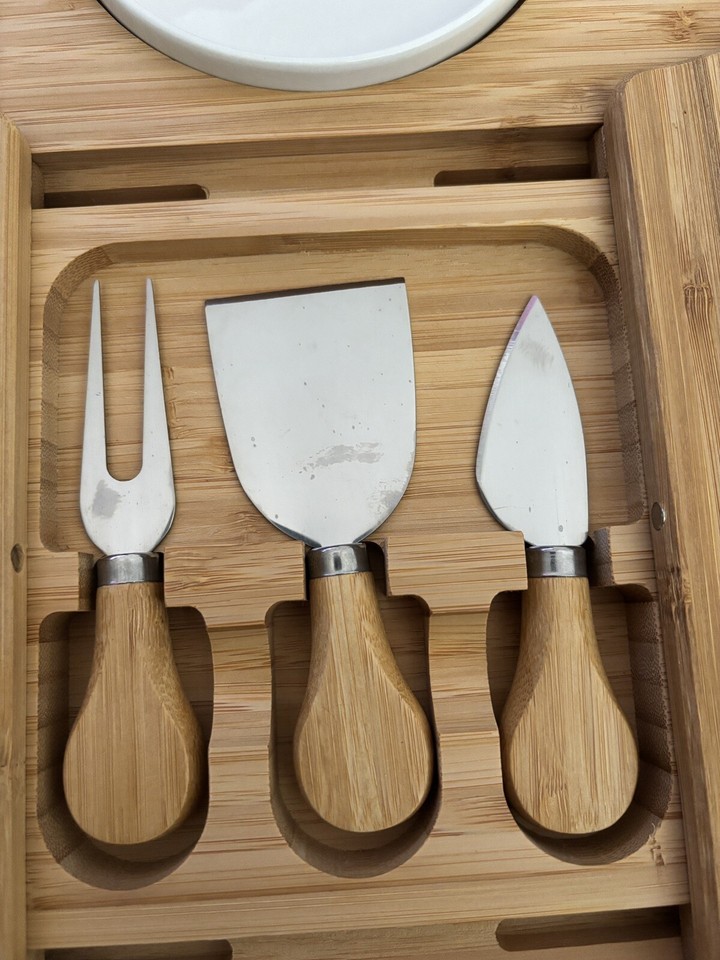 Royal Craft WoodRound Cheese Board SetNewParty/Special Occasion 100