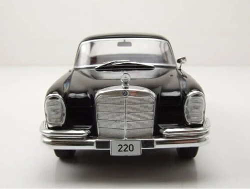 Caja Blanca WB124210 Mercedes-Benz 220 w111 Negro 1959 Escala 1/24 Die Cast Modelo - Imagen 3 de 10