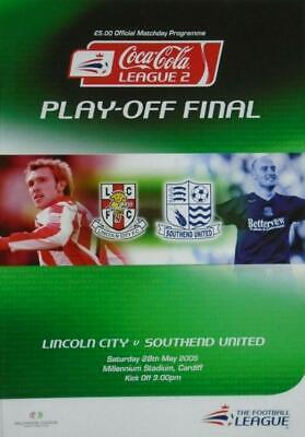 PLAY OFF FINAL 2015 SOUTHEND v WYCOMBE LEAGUE TWO MINT PROGRAMME 