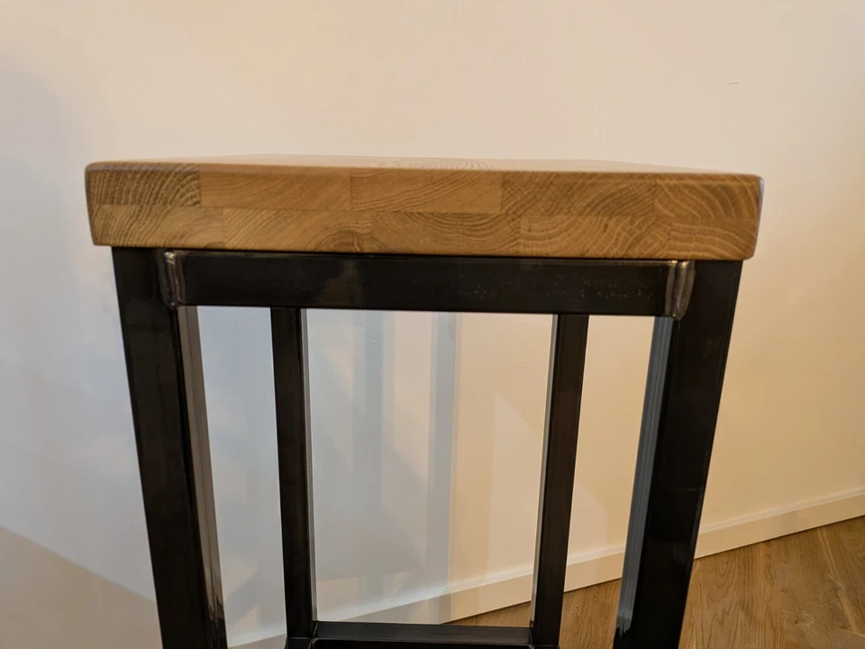 Barhocker Stahl Eiche 78 cm Hoch / Stuhl massiv Barstuhl schwarz Metall Hocker  - Bild 2 von 4