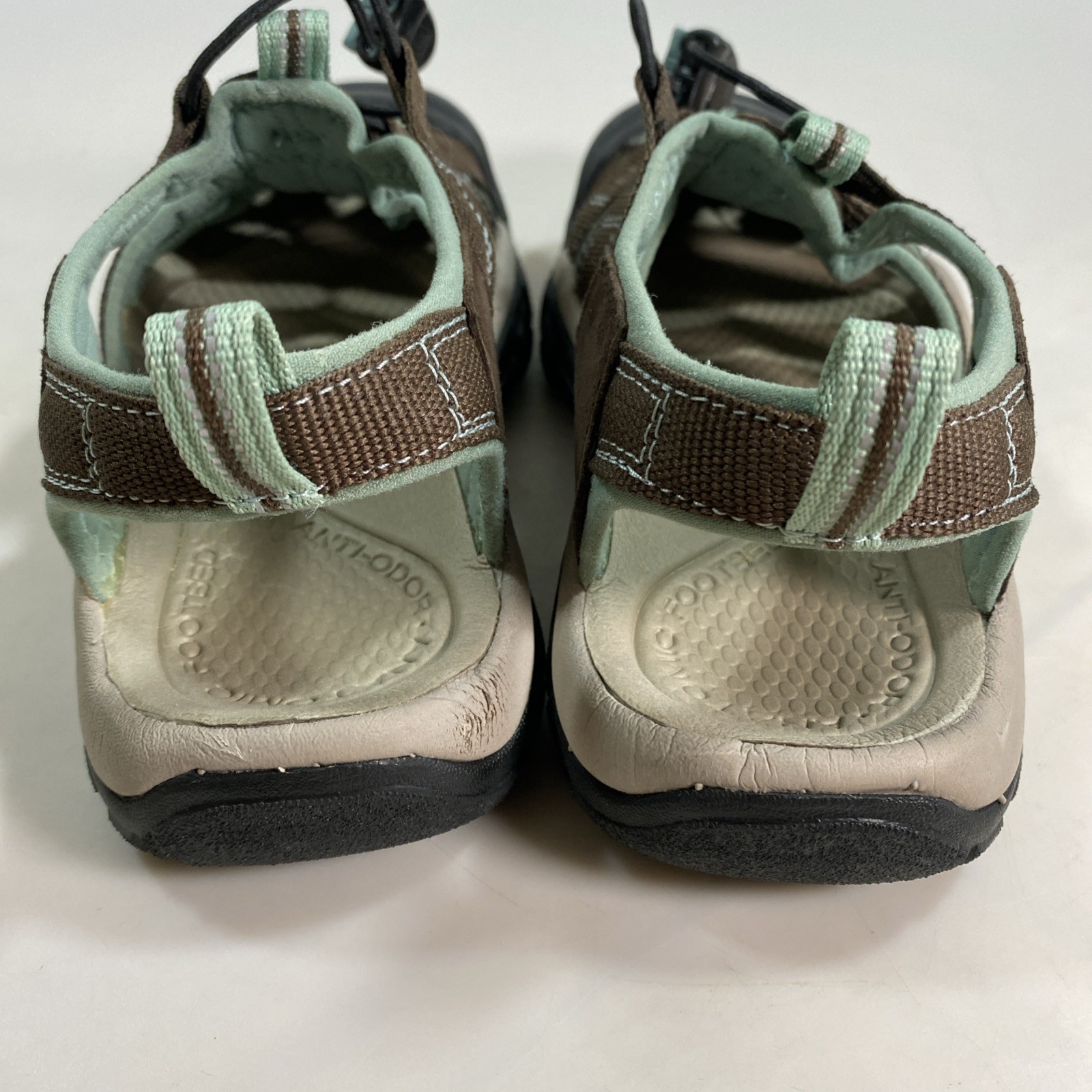 Sandalo Keen donna taglia 8 5 nero ardesia Canton Newport H2 escursionismo scarpa acqua sport