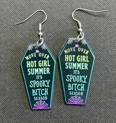 Hot Girl Summer Spooky Season Sarg Acryl Ohrringe Horror Alt Goth Punk Emo